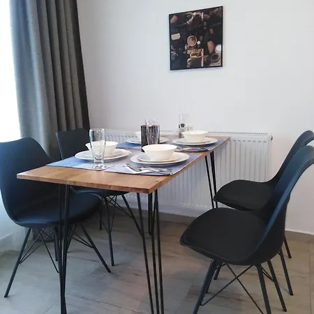 Danifeld Aparthotel *